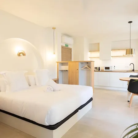 Reina Victoria El Mercado Апартаменты