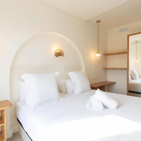 Reina Victoria El Mercado Апартаменты Аликанте