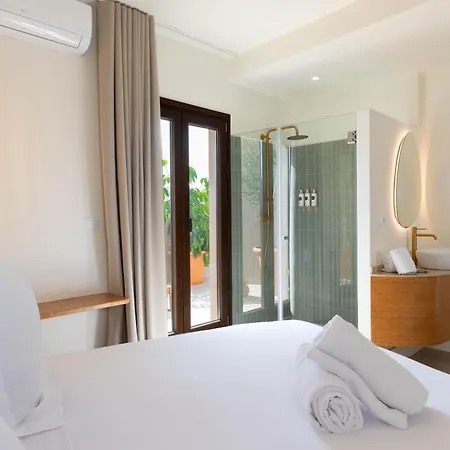 Reina Victoria El Mercado * Аликанте