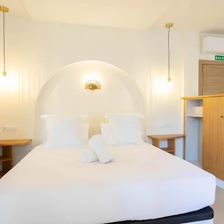 Reina Victoria El Mercado Аликанте