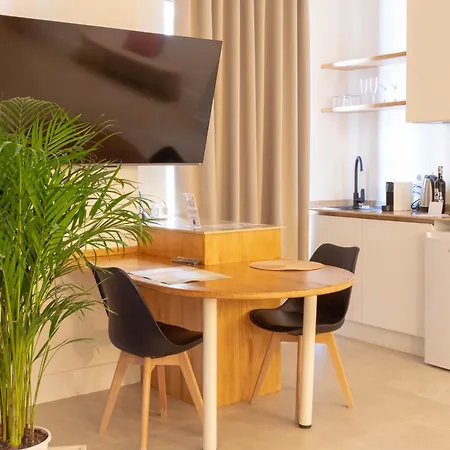 Апартаменты Reina Victoria El Mercado